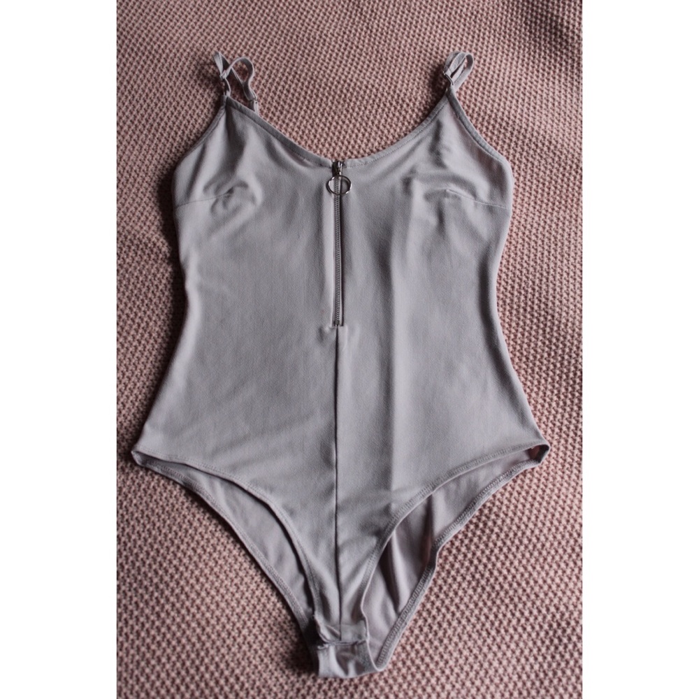 Forever 21 M Bodysuit
